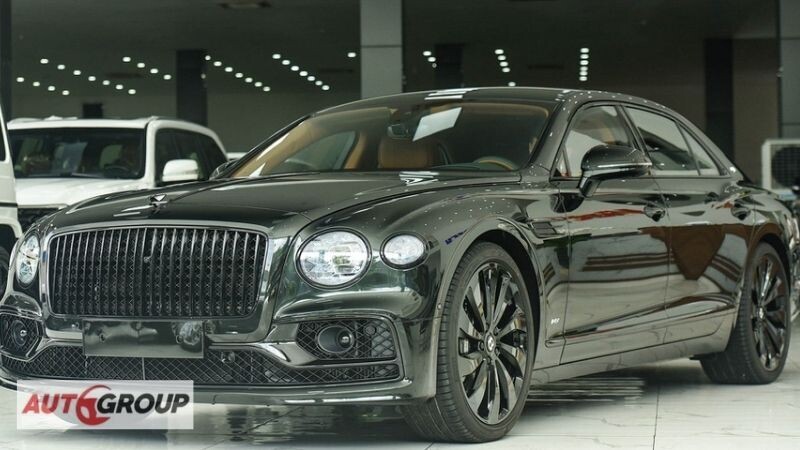 Bentley Flying Spur V8 2021 Màu Đen