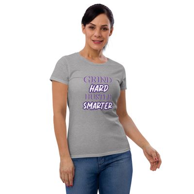 HUSTLE SMARTER-Women&#39;s short sleeve t-shirt