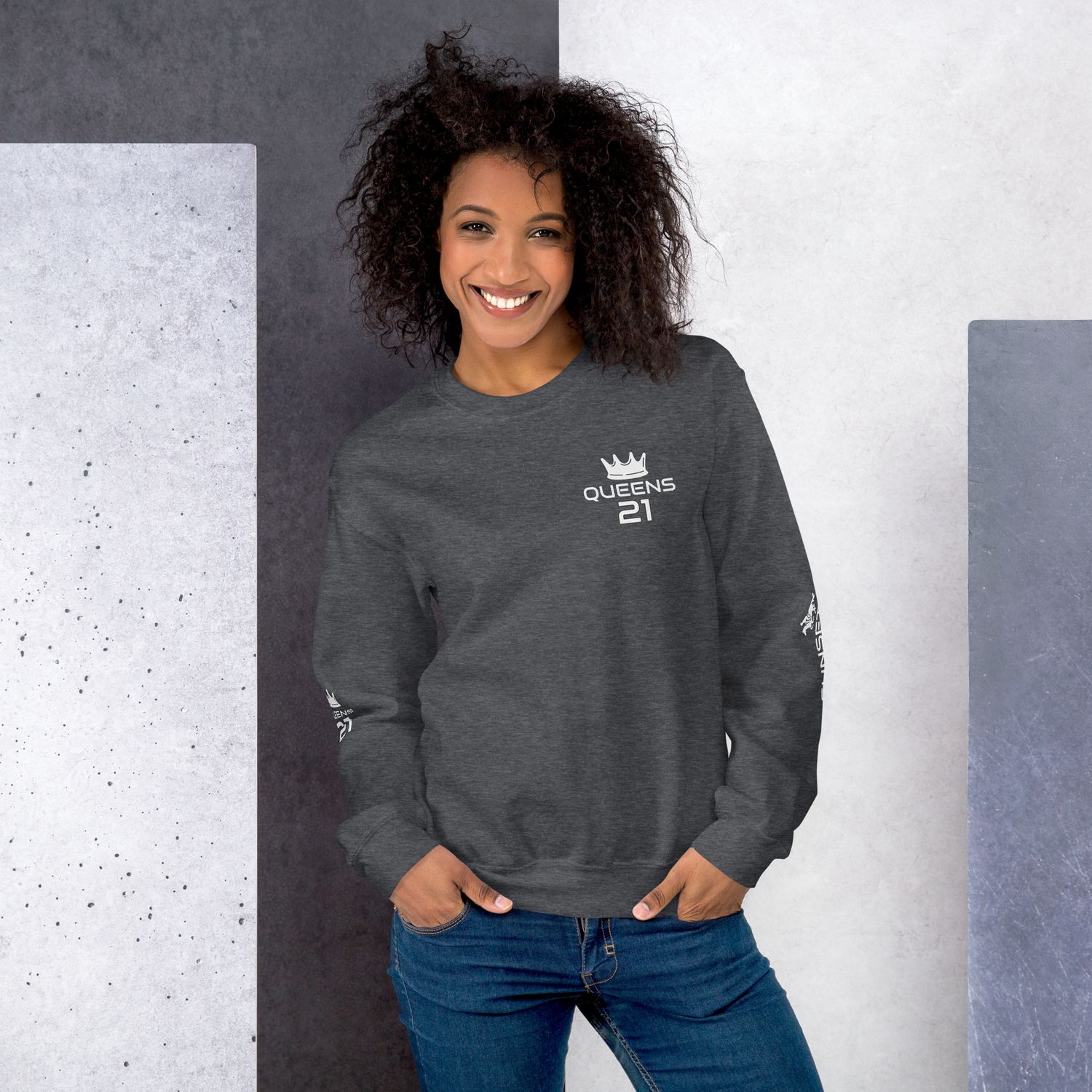 QUEENS CELEBRATE-Unisex Sweatshirt