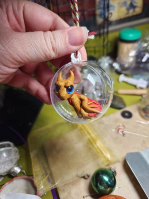 Smaller ornament dragons (inside orbs)