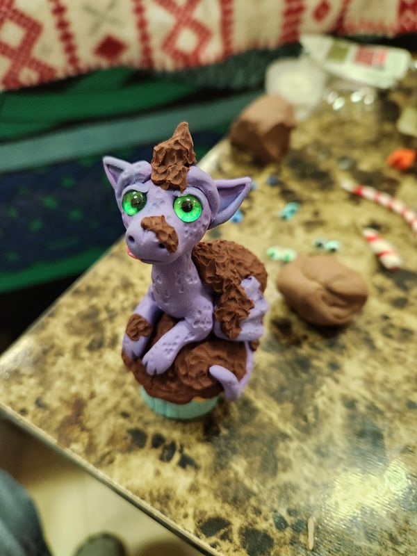 Cupcake dragon