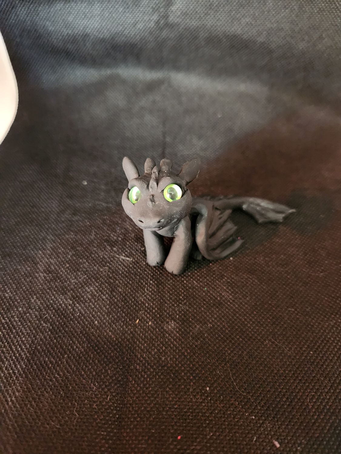 Nightfury dragons (Toothless look-a-likes)