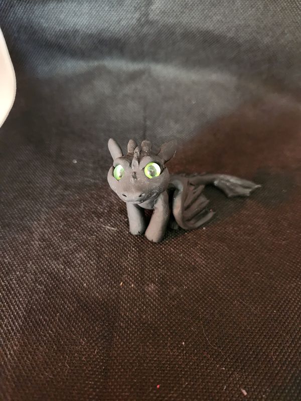 Nightfury dragons (Toothless look-a-likes)