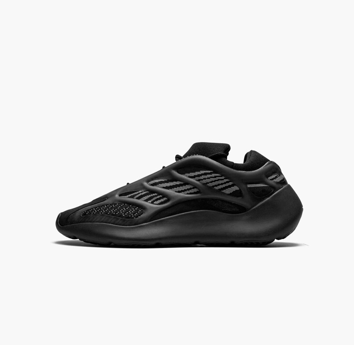 Yeezy 700 “Alvah”?
