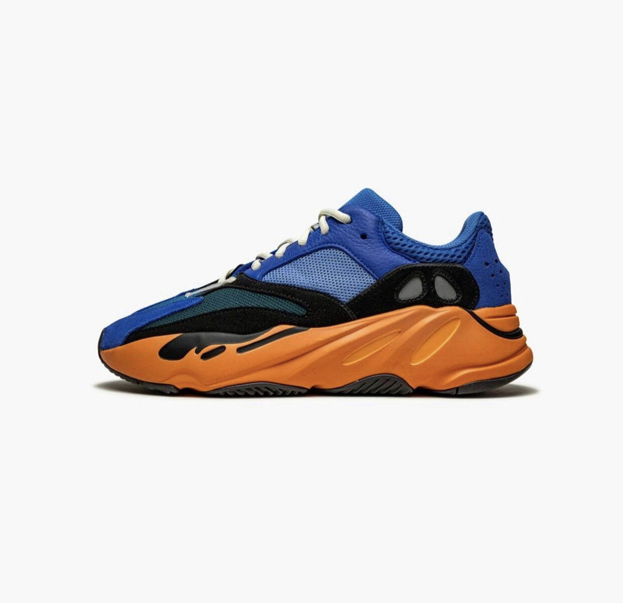 Yeezy 700 “Bright Blue”?