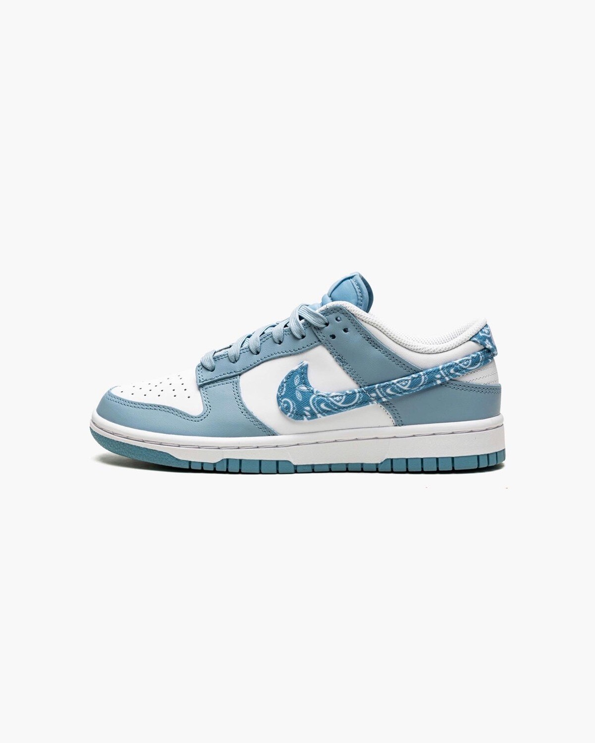 Dunk Low Paisley Pack
“Worn Blue”❄️