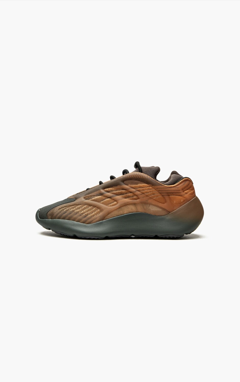 Yeezy 700 “Copper Fade”?