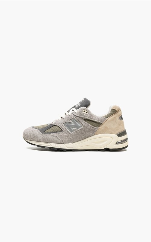 New Balance 990 V2 “Teddy’s Santis”?