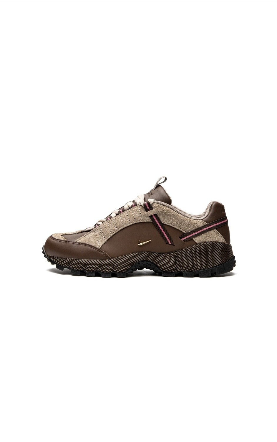 Nike Air Humara “Jacquemus-Brown”?