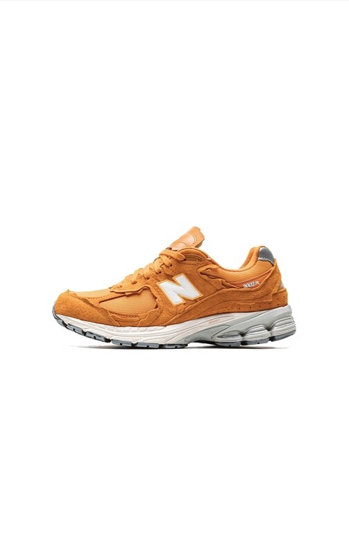 New Balance 2002R “Protection Pack-Orange”?