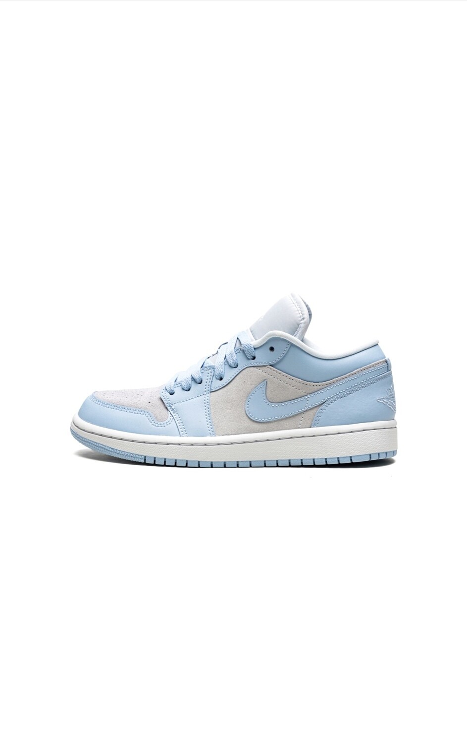 Air Jordan 1 Low “Football Grey Aluminum”?