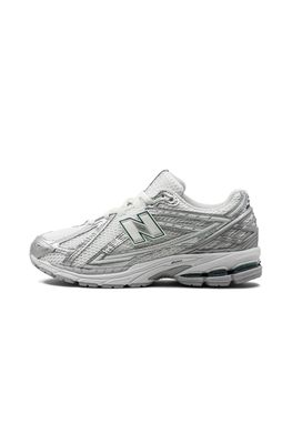 New Balance 1906R “Silver-Salt”?