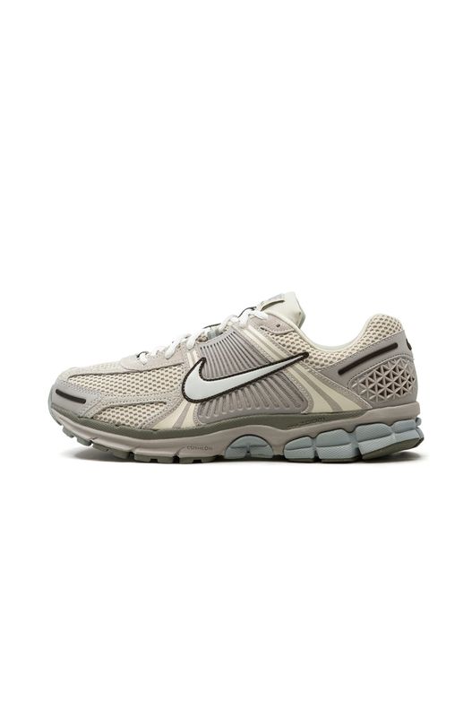 Vomero 5 “Lightbrown”?