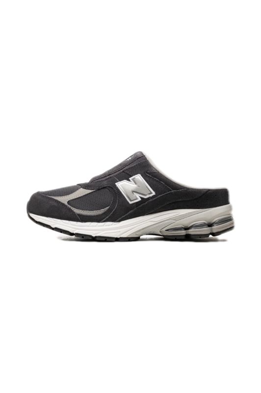 New Balance 2002R Mule “Phantom”?