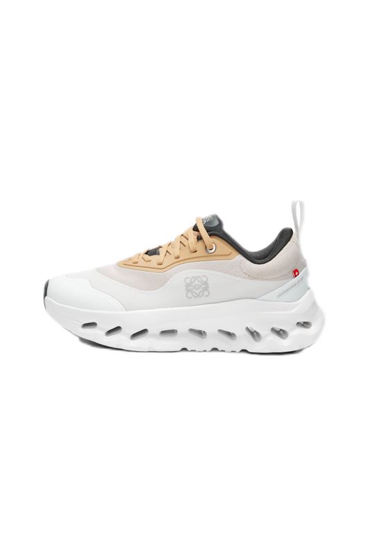 Cloudtilt2 X Loewe “Tan”?