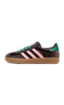 Adidas Gazelle “Brown” ?