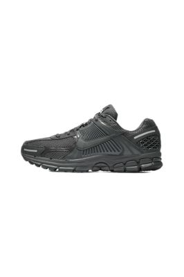 Vomero 5 “Anthracite” ?️