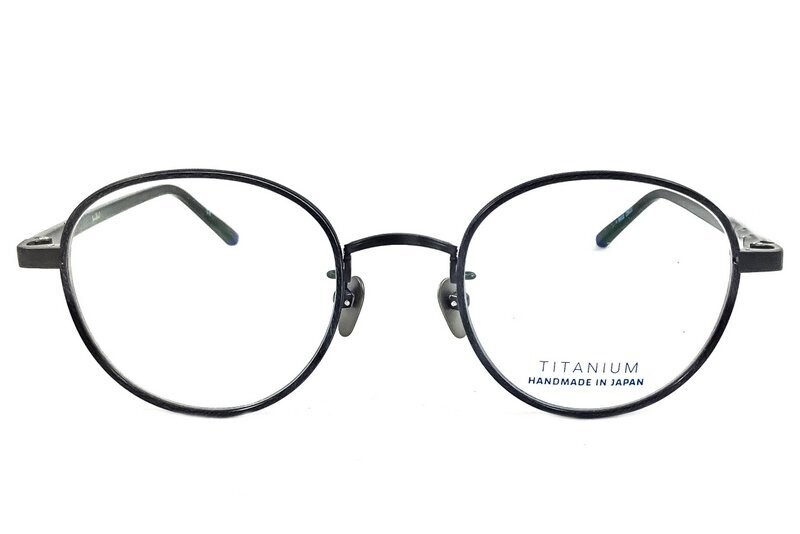 Titanium W05 2803    48-22