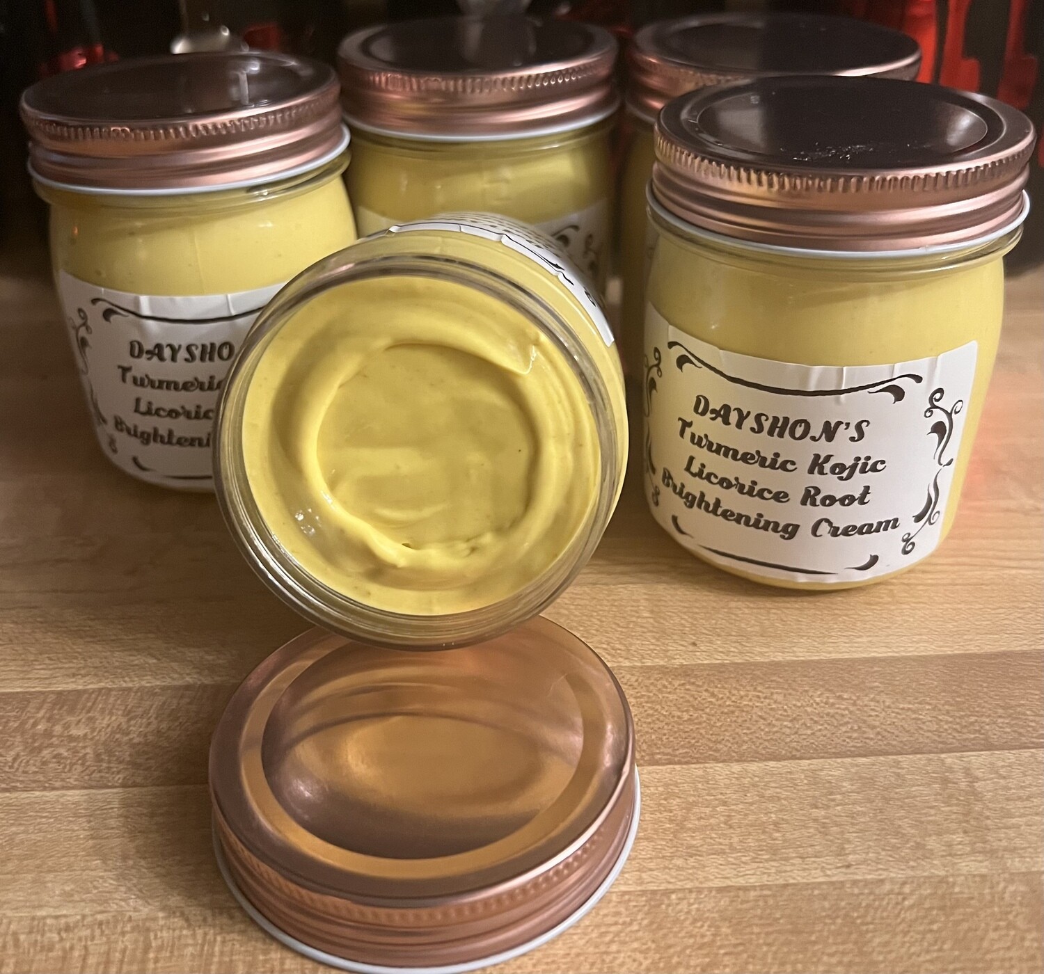 DAYSHON’S Turmeric Licorice Root Brightening Cream