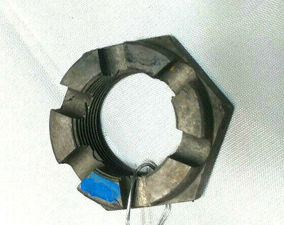 Rolls Royce Silver Spirit Spur Dawn Front WHEEL BEARING left end nut UR11689
