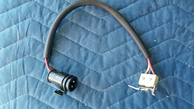 LATE Rolls Royce Silver Spur Spirit INTERIOR LIGHT SWITCH MICRO AT latch UD73430