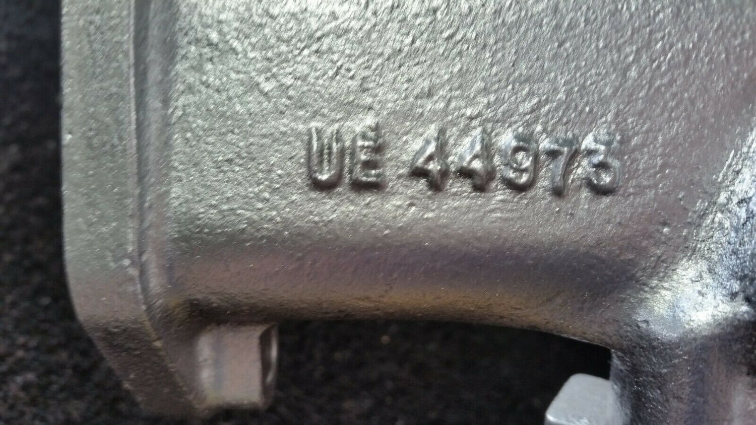 Rolls Royce Silver Spirit Spur oil filter mounting to cooler UE46053 UE44974 73
