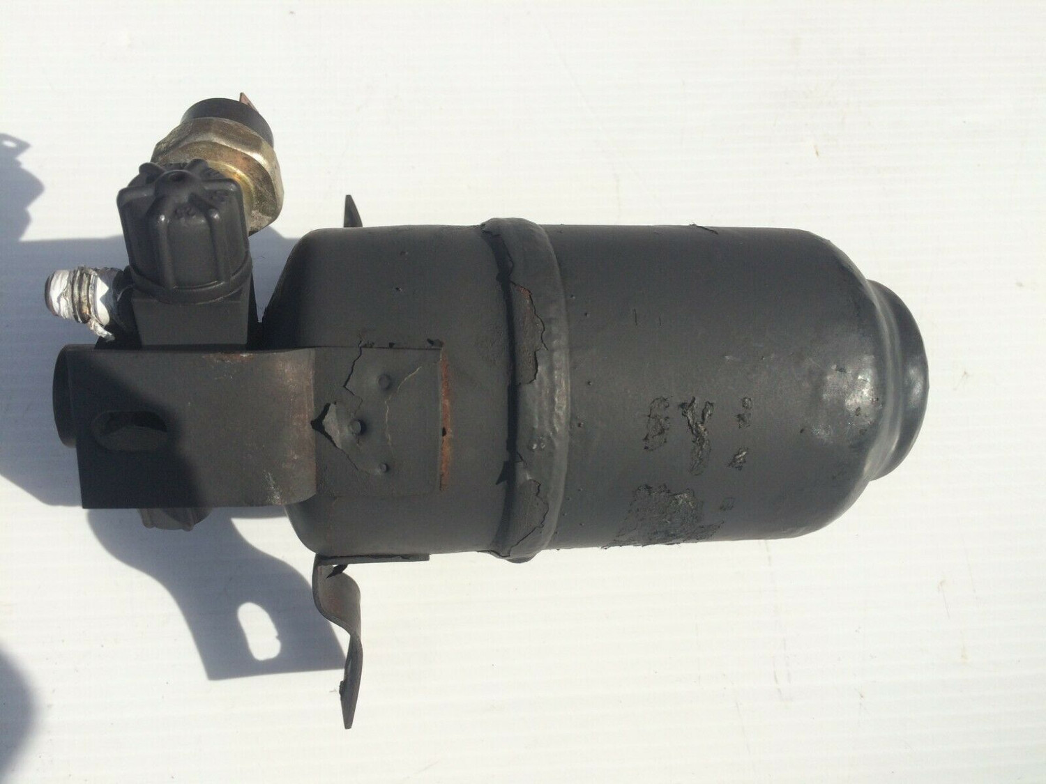 Rolls Royce Silver SPUR air conditioning receiver dryer desiccant bottle UR70317