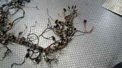 77 to 80 ROLLS ROYCE SILVER SHADOW under DASHBOARD WIRING HARNESS CABLES