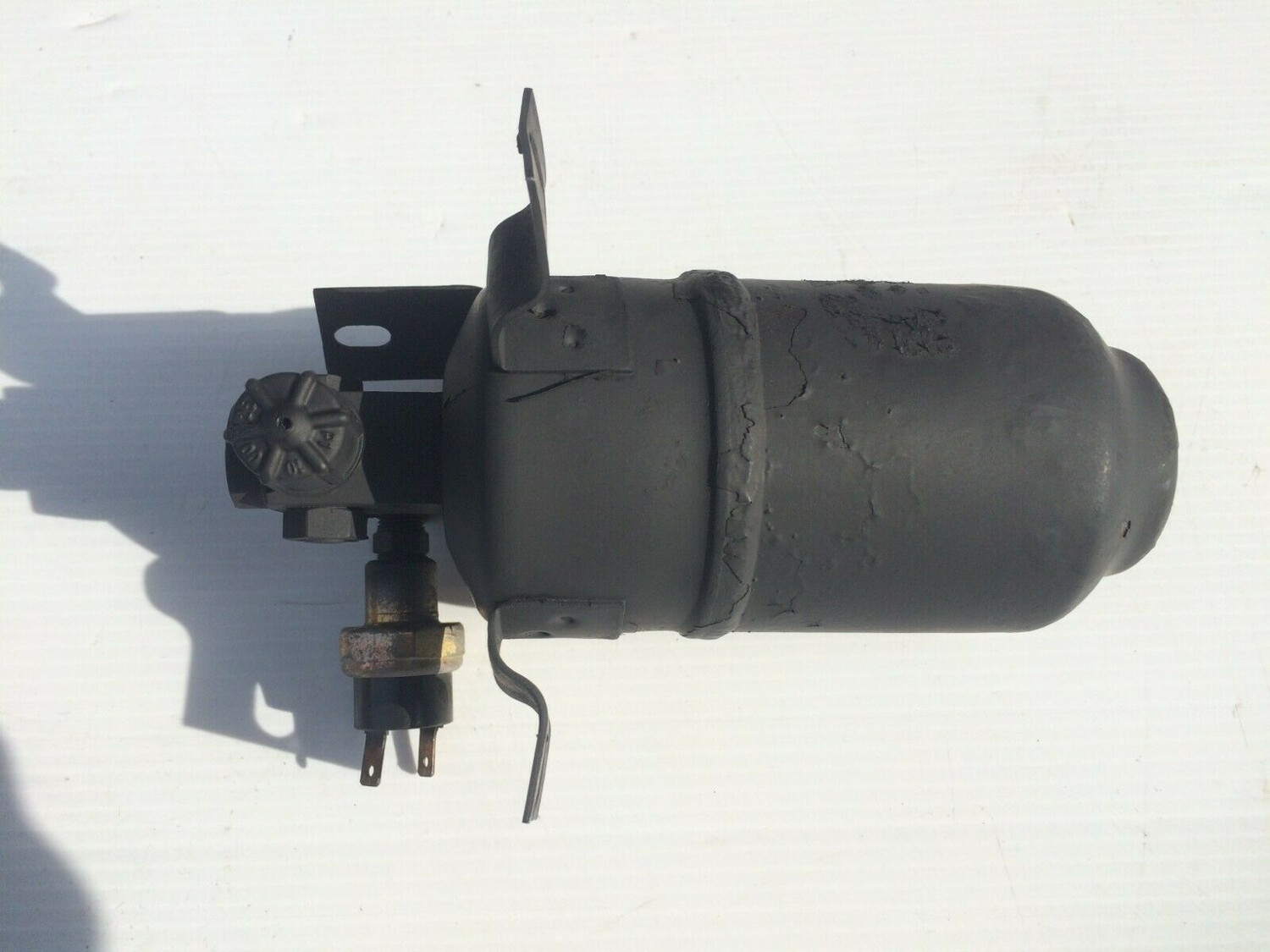 Rolls Royce Silver SPUR air conditioning receiver dryer desiccant bottle UR70317