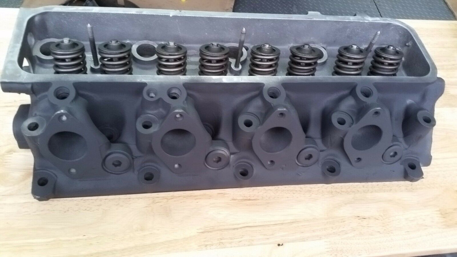 1974 Rolls Royce Silver Shadow cylinder heads rebuilt- UE38445