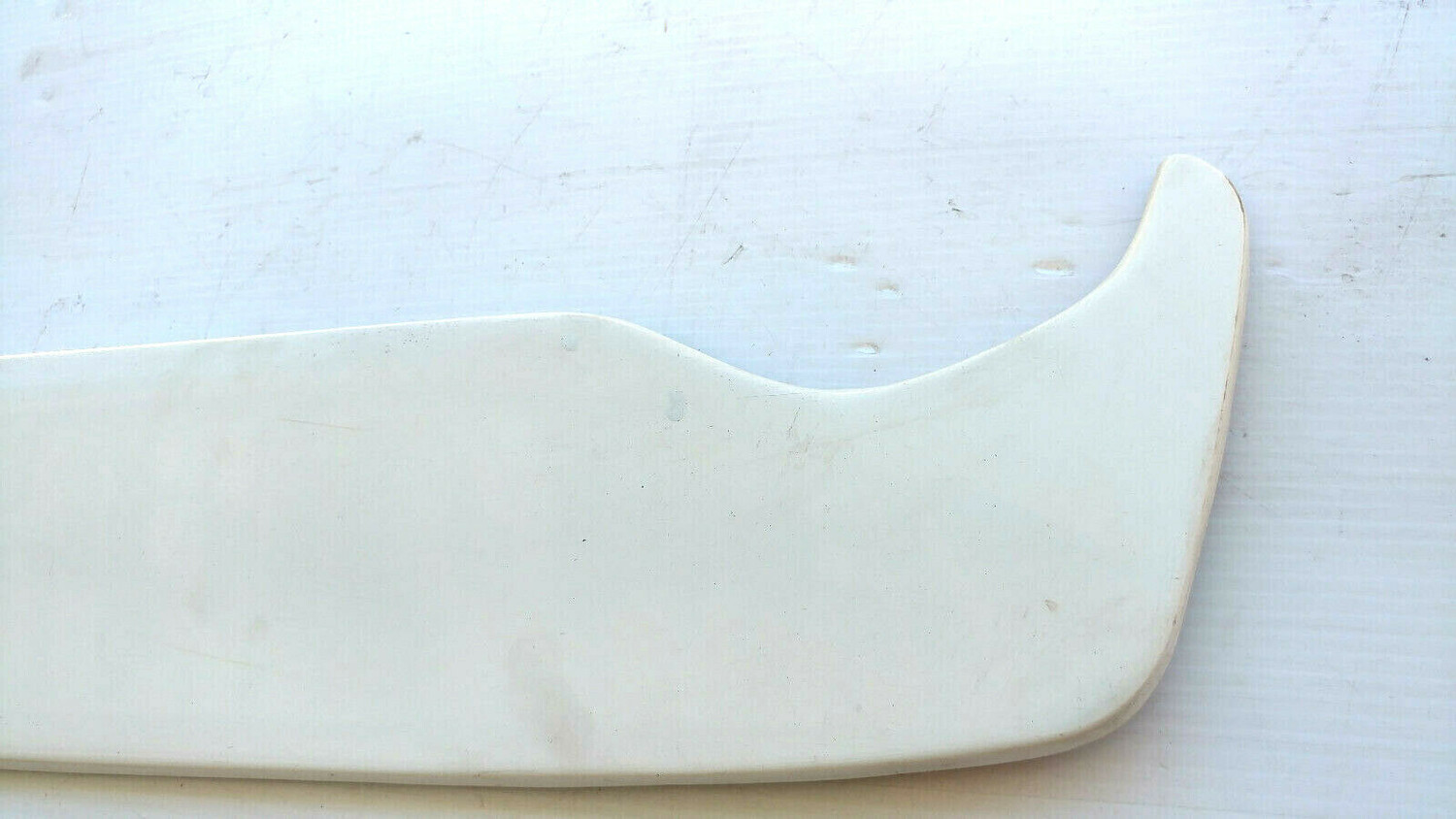 73 to 80 ROLLS ROYCE SILVER SHADOW LEFT FRONT BUMPER metal filler moldings