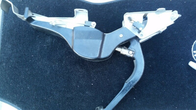 1980 to 1989 Rolls Royce Silver Spirit Spur Emergency Parking brake assembly UG14631 -