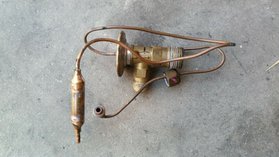 Rolls Royce Silver SPUR SPIRIT AZURE air conditioning EXPANSION VALVE UD74039