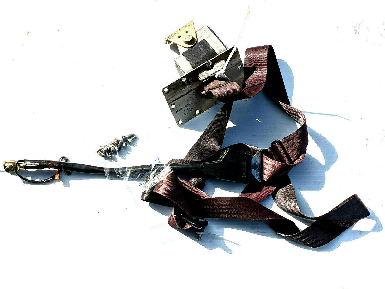 67 to 80 Rolls Royce Silver Shadow front LEFT seat belt COMPLETE