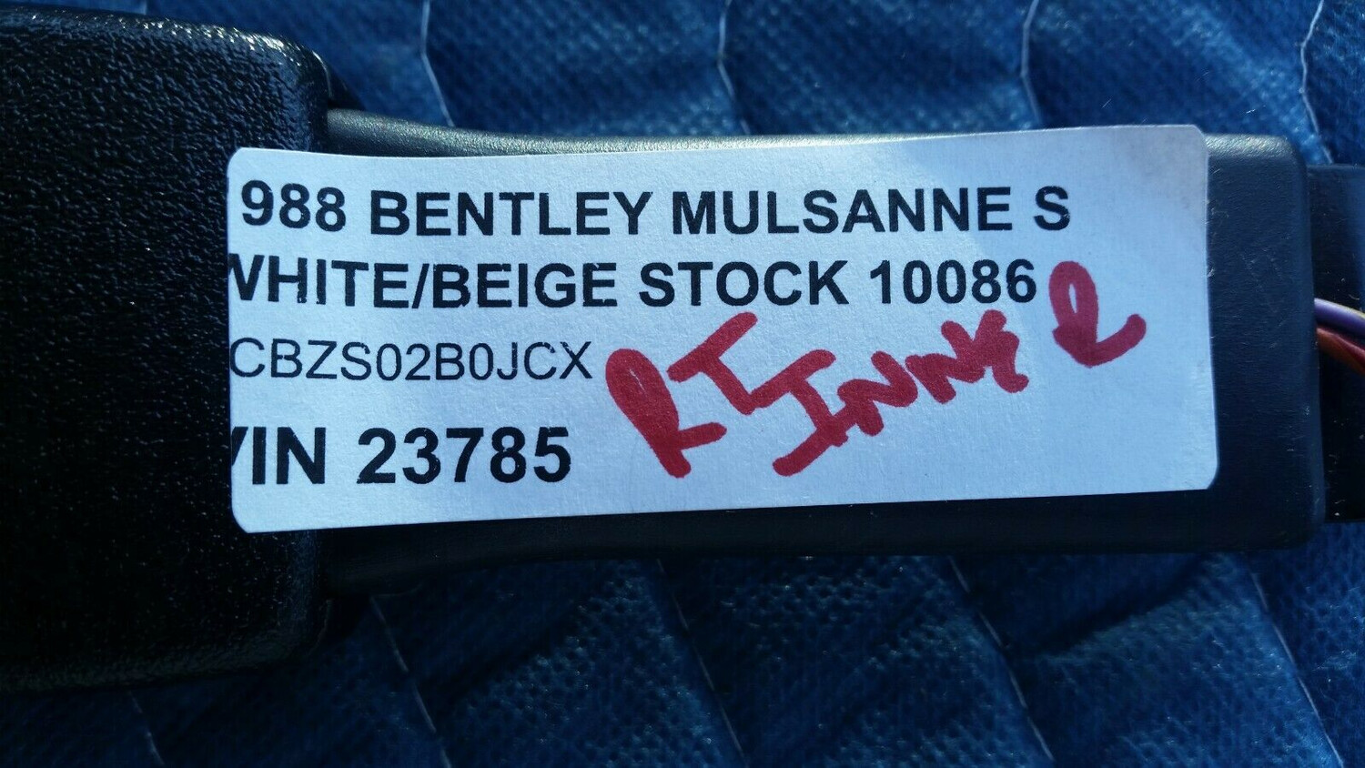 Rolls Royce Spur BENTLEY MULSANNE S seat belt RIGHT inner retractable and buckle