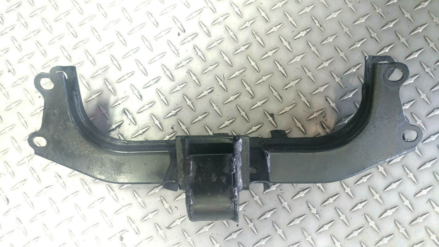 Rolls Royce Silver Shadow CORNICHE Wraith FRONT SUSPENSION CROSS MEMBER UR14596