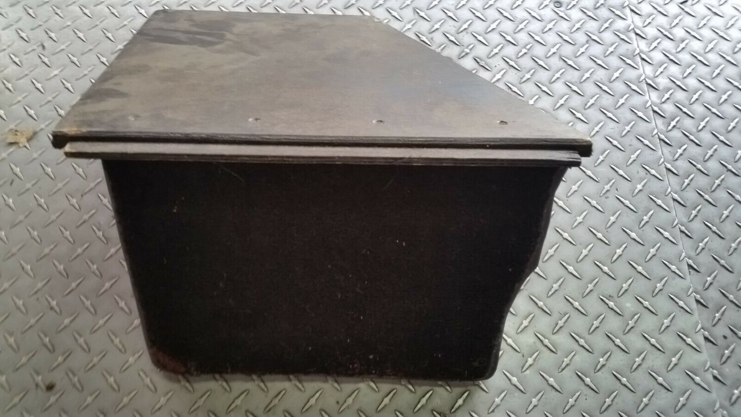 81 -87  Rolls Royce Silver Spur Spirit trunk battery cover wood