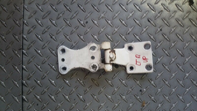 ROLLS ROYCE SILVER SPUR SPIRIT LEFT REAR UPPER DOOR HINGE TESTED UB34543 SP1