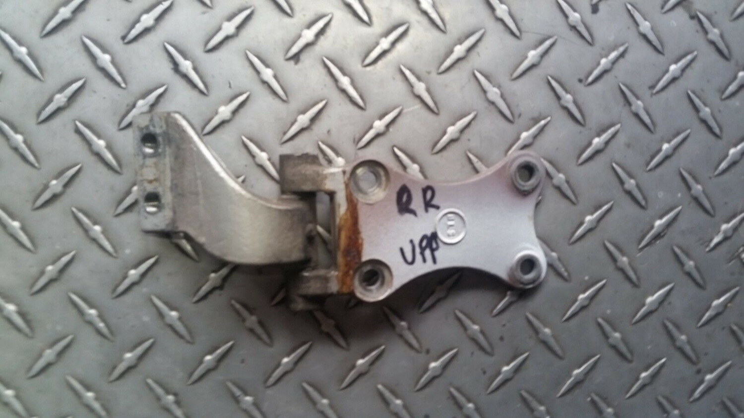 65 to 80 ROLLS ROYCE SILVER SHADOW right REAR UPPER DOOR HINGE