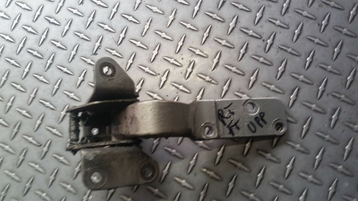 65 to 80 ROLLS ROYCE SILVER SHADOW right front UPPER DOOR HINGE