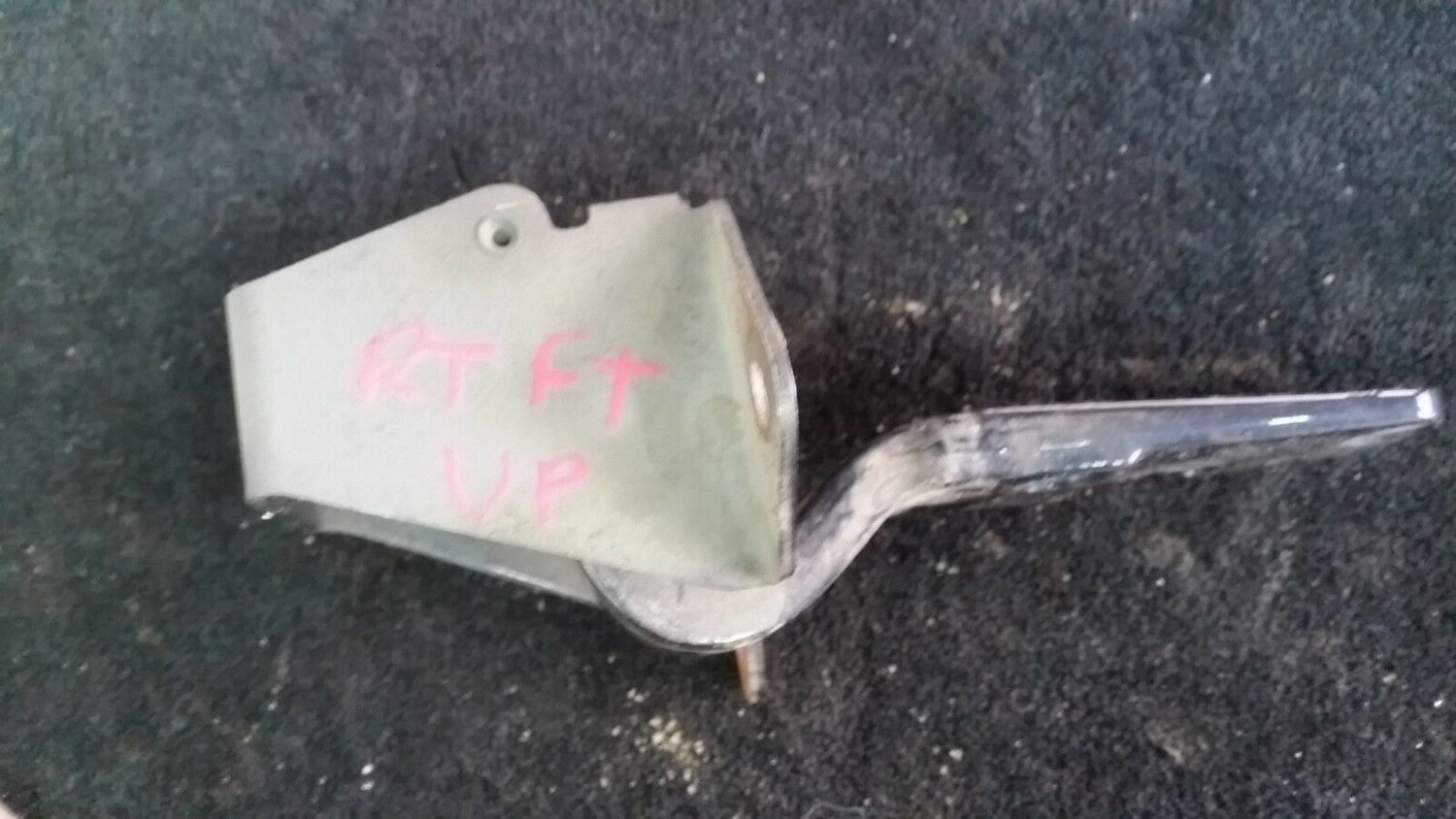 ROLLS ROYCE SILVER SPUR RIGHT FRONT UPPER DOOR HINGE UB34632 SP3