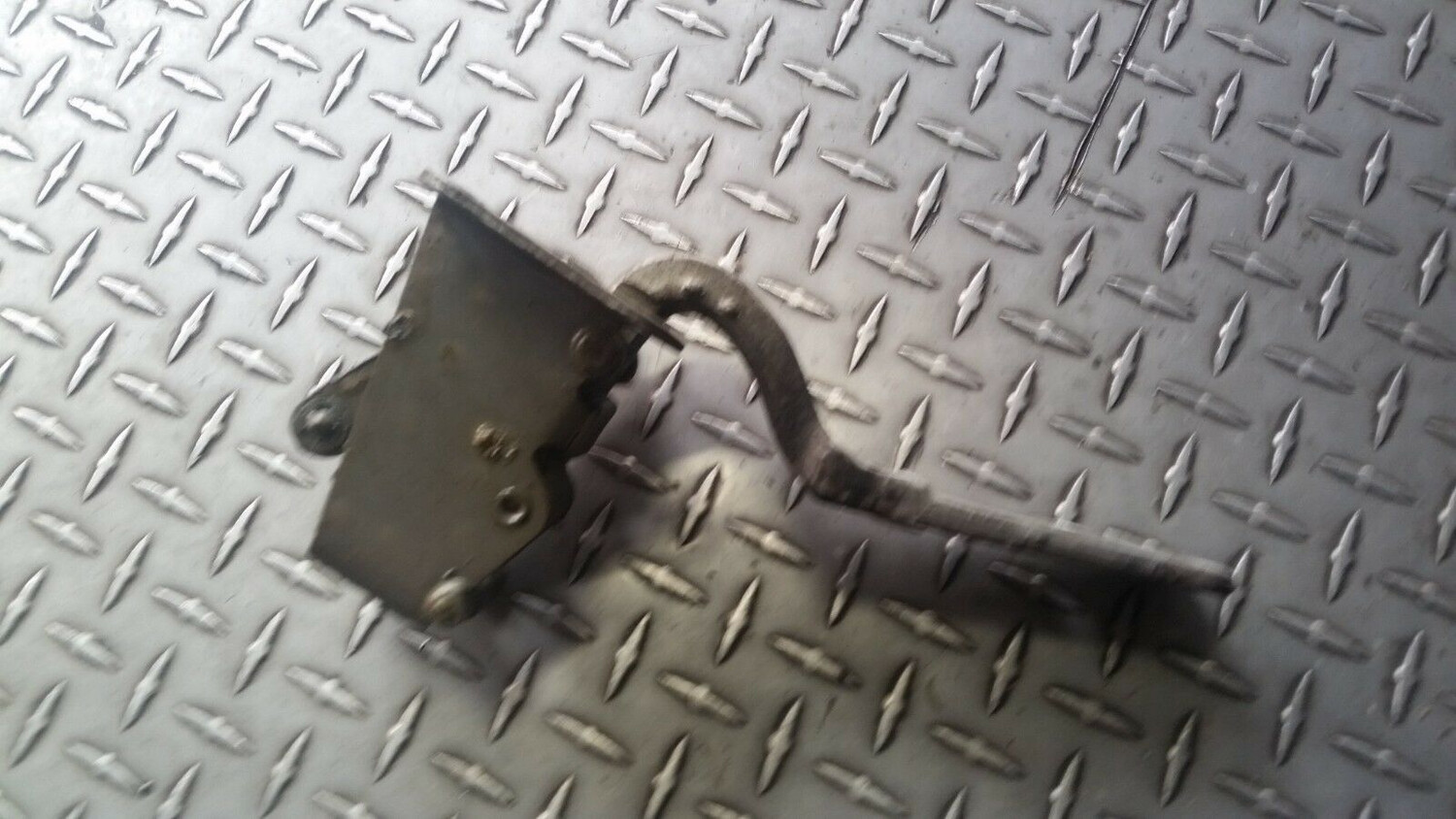 65 to 80 ROLLS ROYCE SILVER SHADOW right front UPPER DOOR HINGE