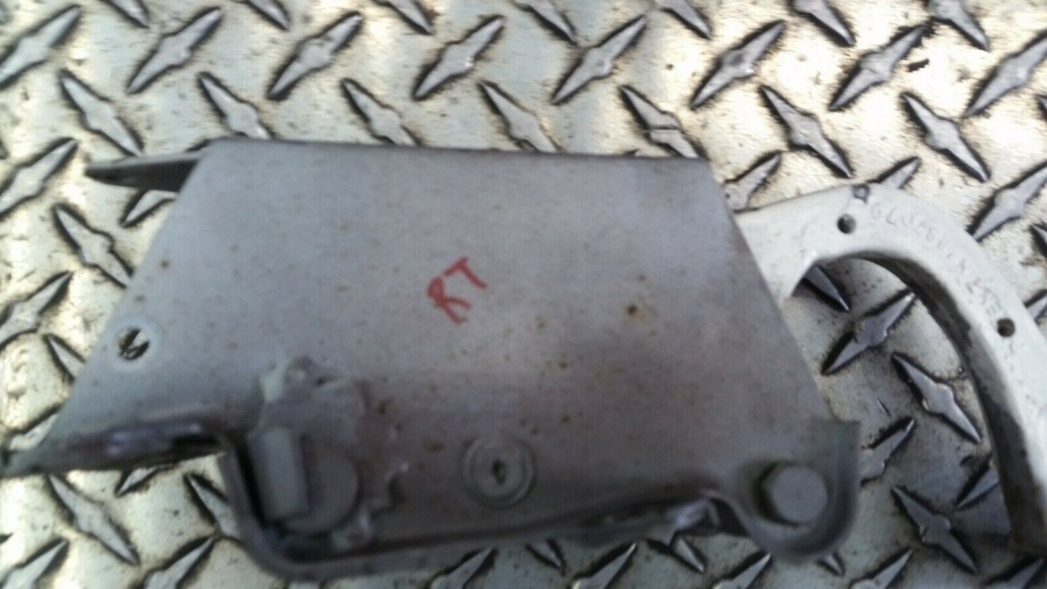 65 to 80 ROLLS ROYCE SILVER SHADOW TRUNK BOOT LID HINGE RIGHT SIDE