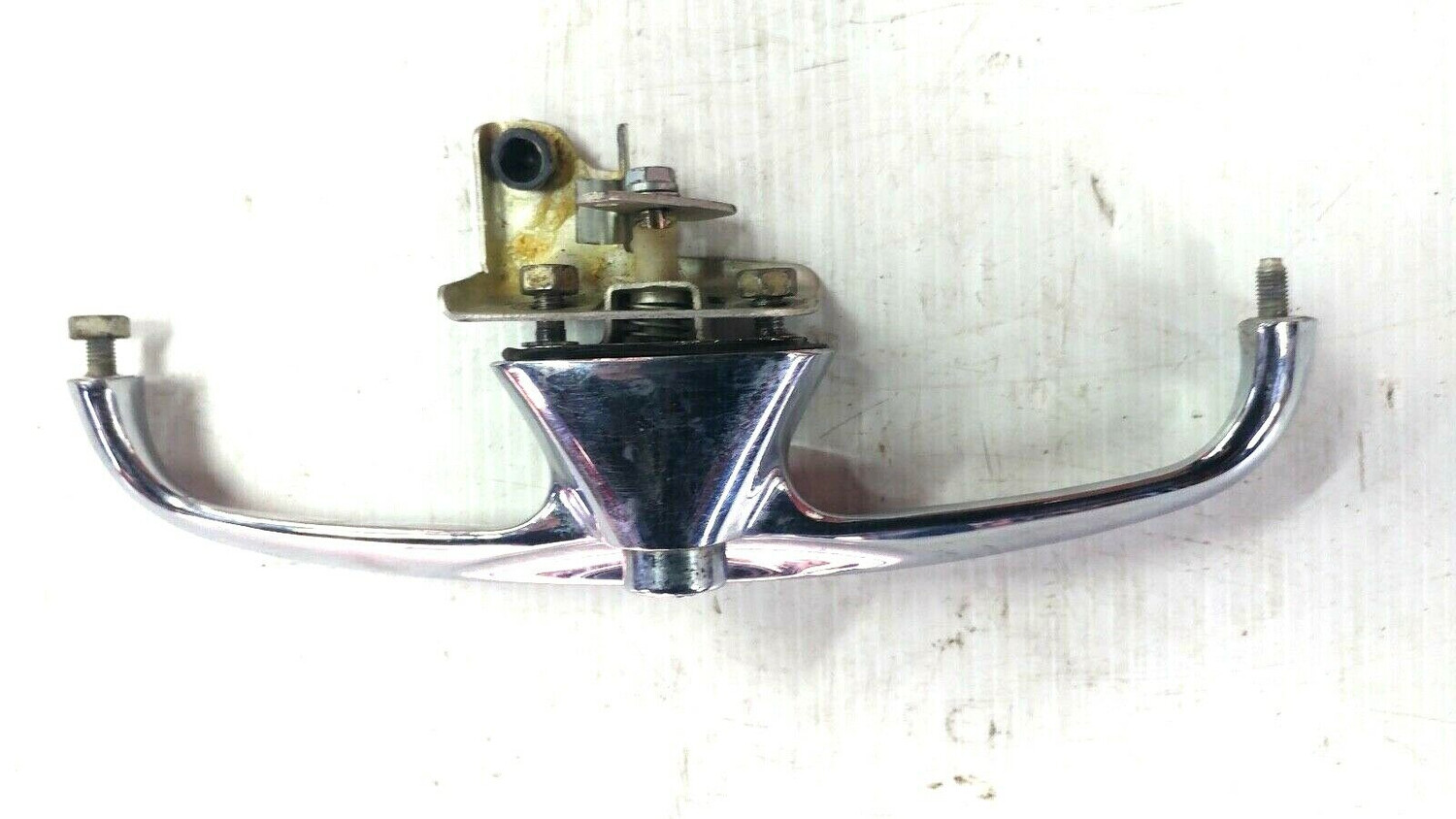 65 to 80 ROLLS ROYCE SILVER SHADOW BOOT  TRUNK PULL HANDLE CHROME WITH TUMBLER