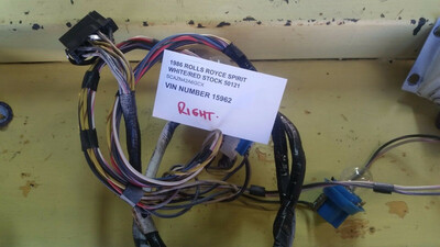 81 82 83 84 85 86 87 88 89Rolls Royce Silver Spur Spirit trunk boot wiring right