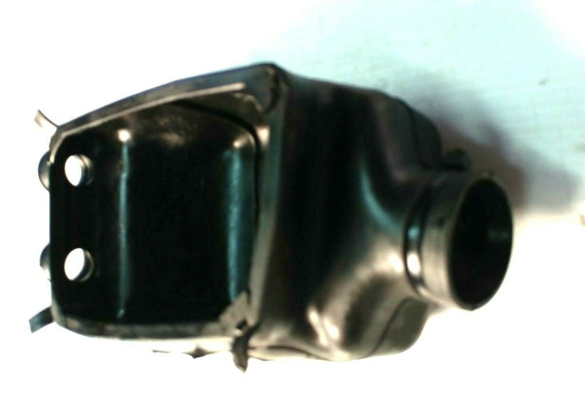 FERRARI 348 PARTS  5 speed manual transmission shifter boot 139802