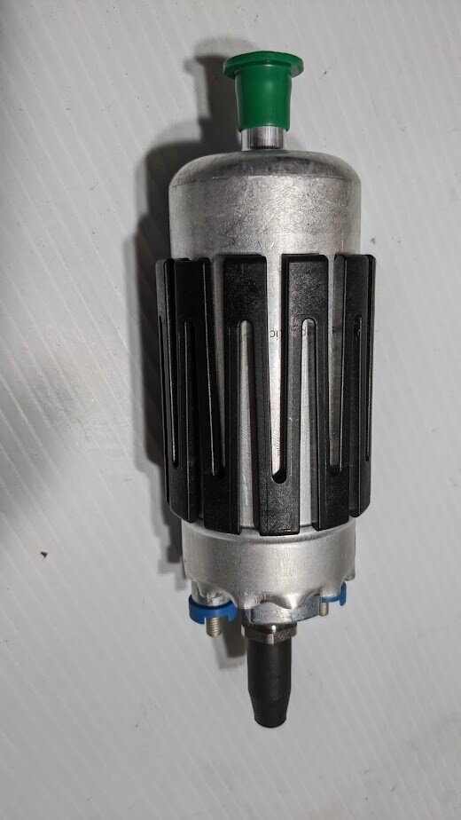 ROLLS ROYCE SILVER SPUR FUEL PUMP  UR22696