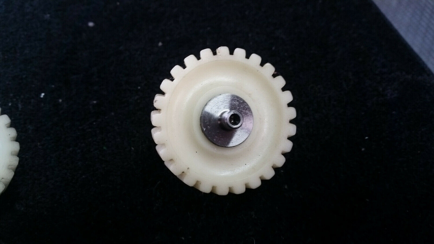 ROLLS ROYCE CORNICHE window regulator transmission gear from 05037 to 50170
