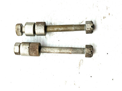 1970 to 1980 Rolls Royce Silver Shadow  brake D valve SCREWS FASTENING KIT -