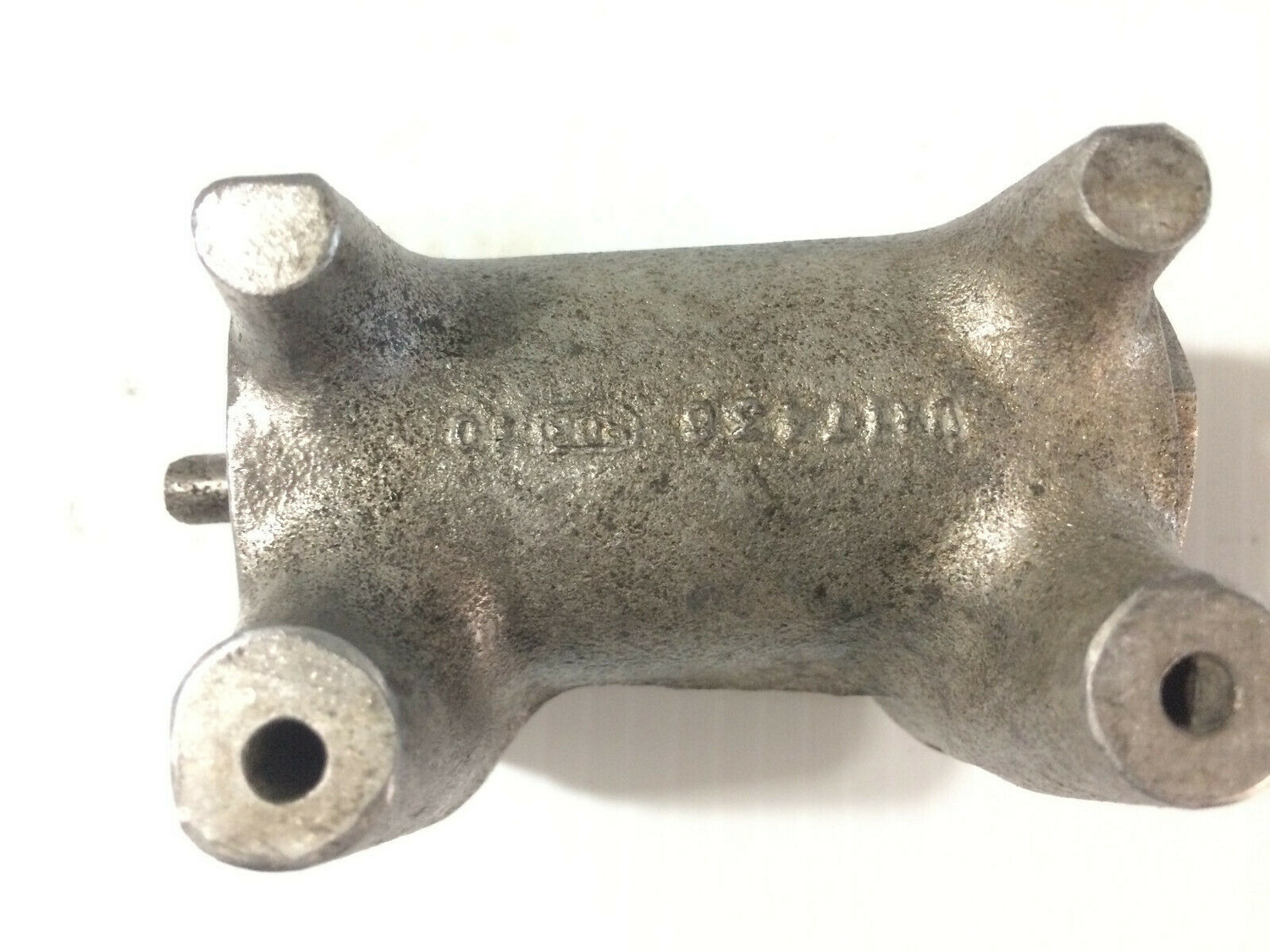 1970 to 1980 Rolls Royce Silver Shadow  brake Distribution Valve upper  UR19481 -